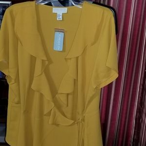 Short Sleeve Wrap Top
